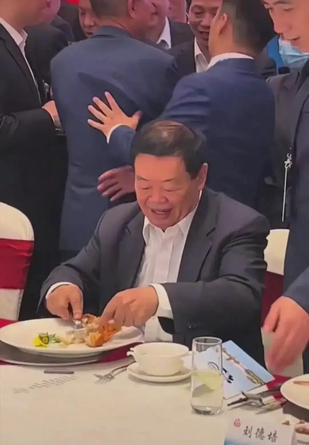 微信图片_20211228165815.jpg